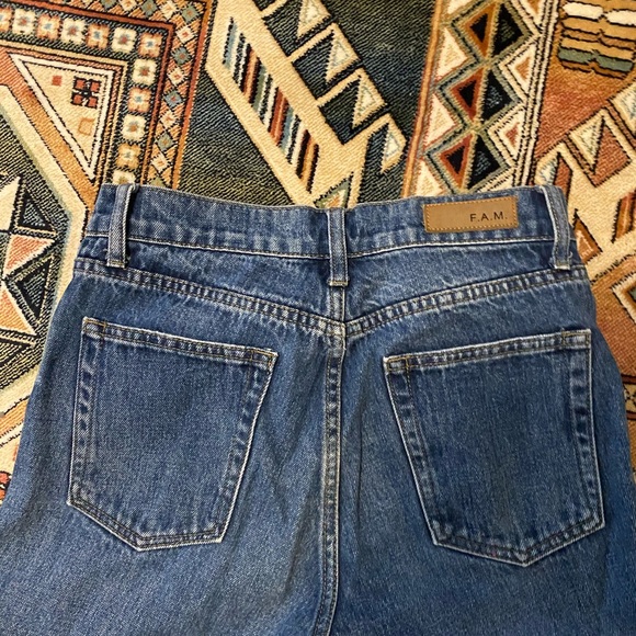 F.A.M. High waisted jeans - Picture 4 of 5